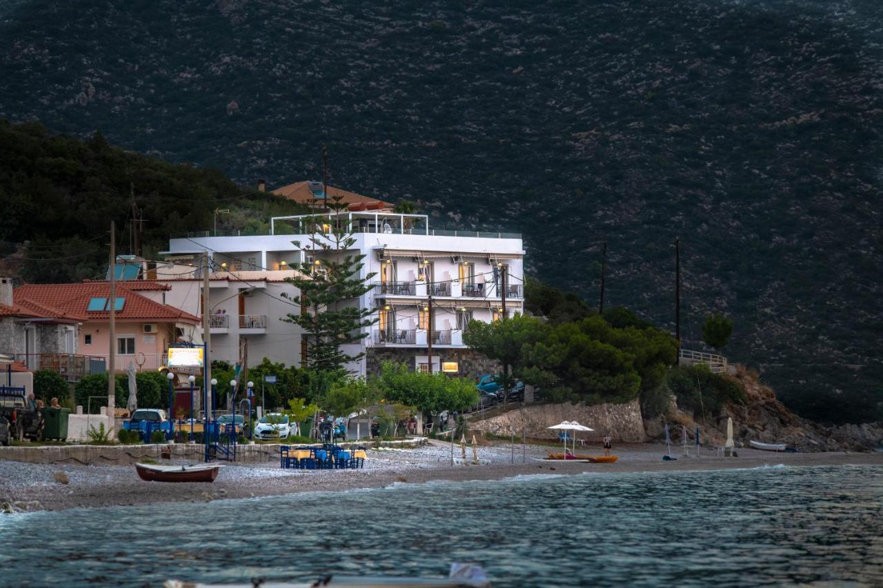 Paraskevas Boutique Hotel Тирос Экстерьер фото
