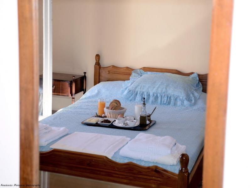Paraskevas Boutique Hotel Тирос Экстерьер фото